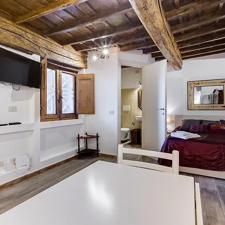 Pellegrino Campo De' Fiori Apartment