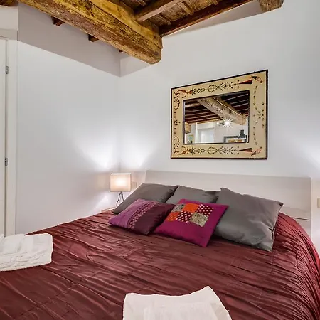 Apartment Pellegrino Campo De' Fiori Rom