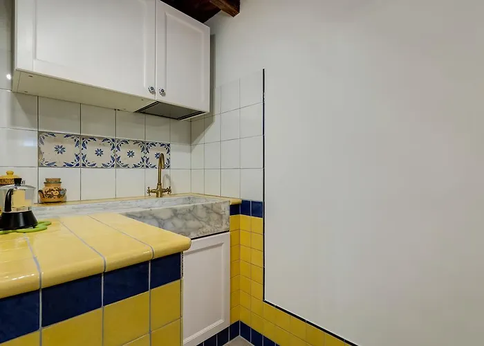 Pellegrino Campo De' Fiori